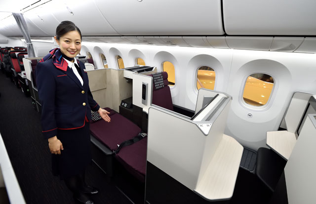 JAL、最新787は快適性で勝負 写真特集・スカイスイート787