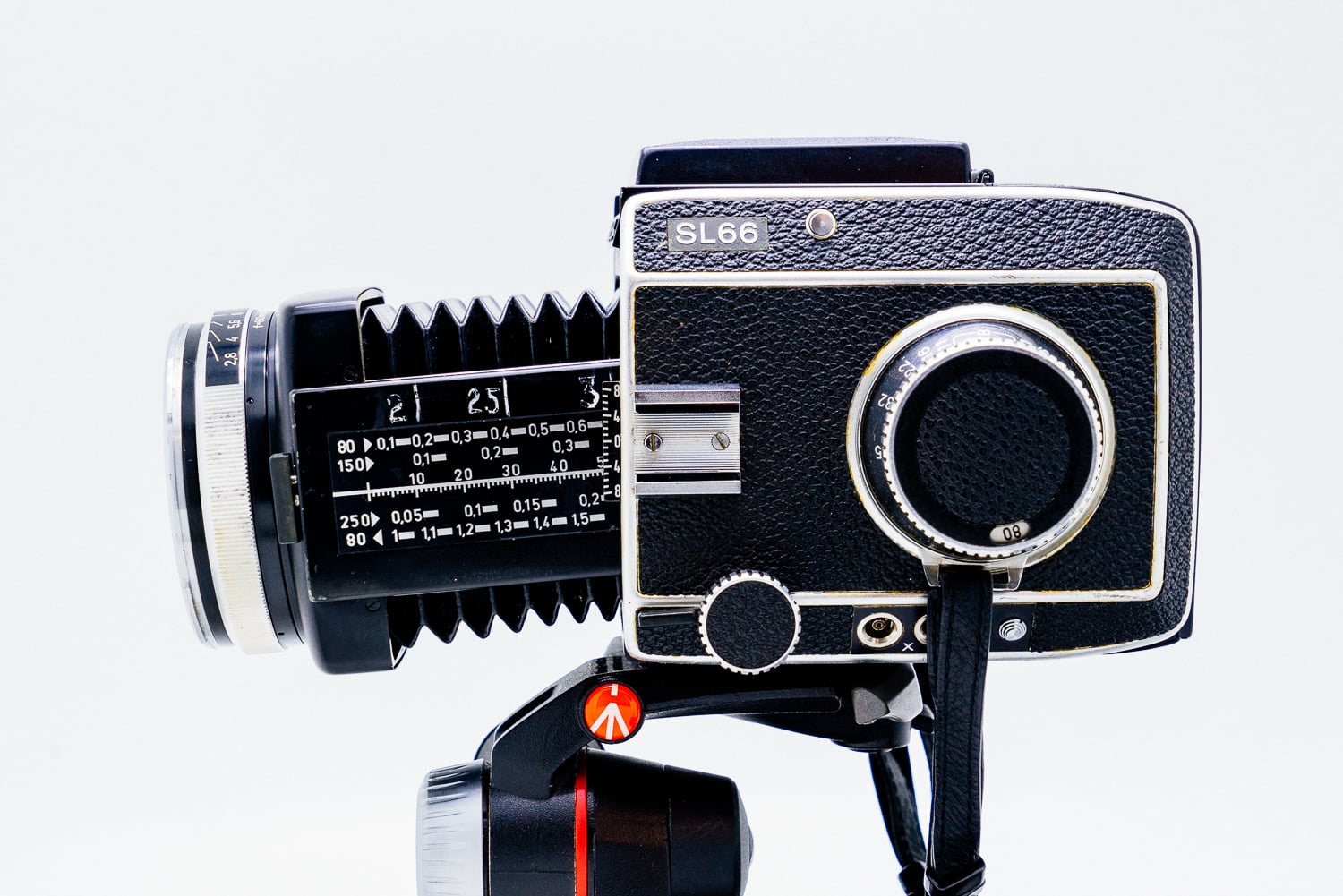 Camera Geekery: Rolleiflex SL66 Review - Japan Camera Hunter
