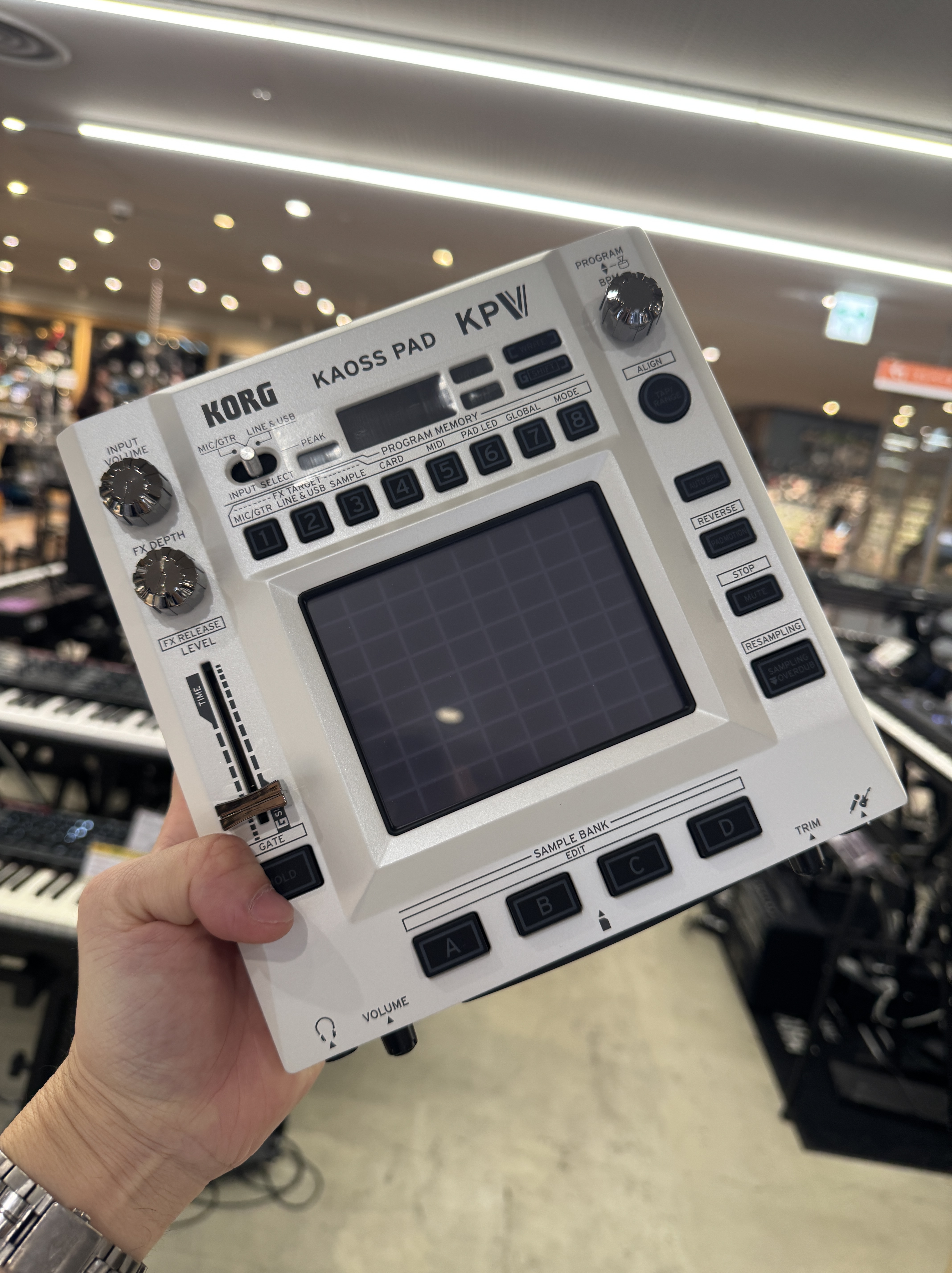 KORG KAOSS PAD KPV 発表！人気のXYタッチパッド型エフェクターが現代