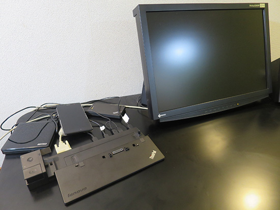 ThinkPad X250とウルトラドックでマルチモニタ環境と周辺機器増設が