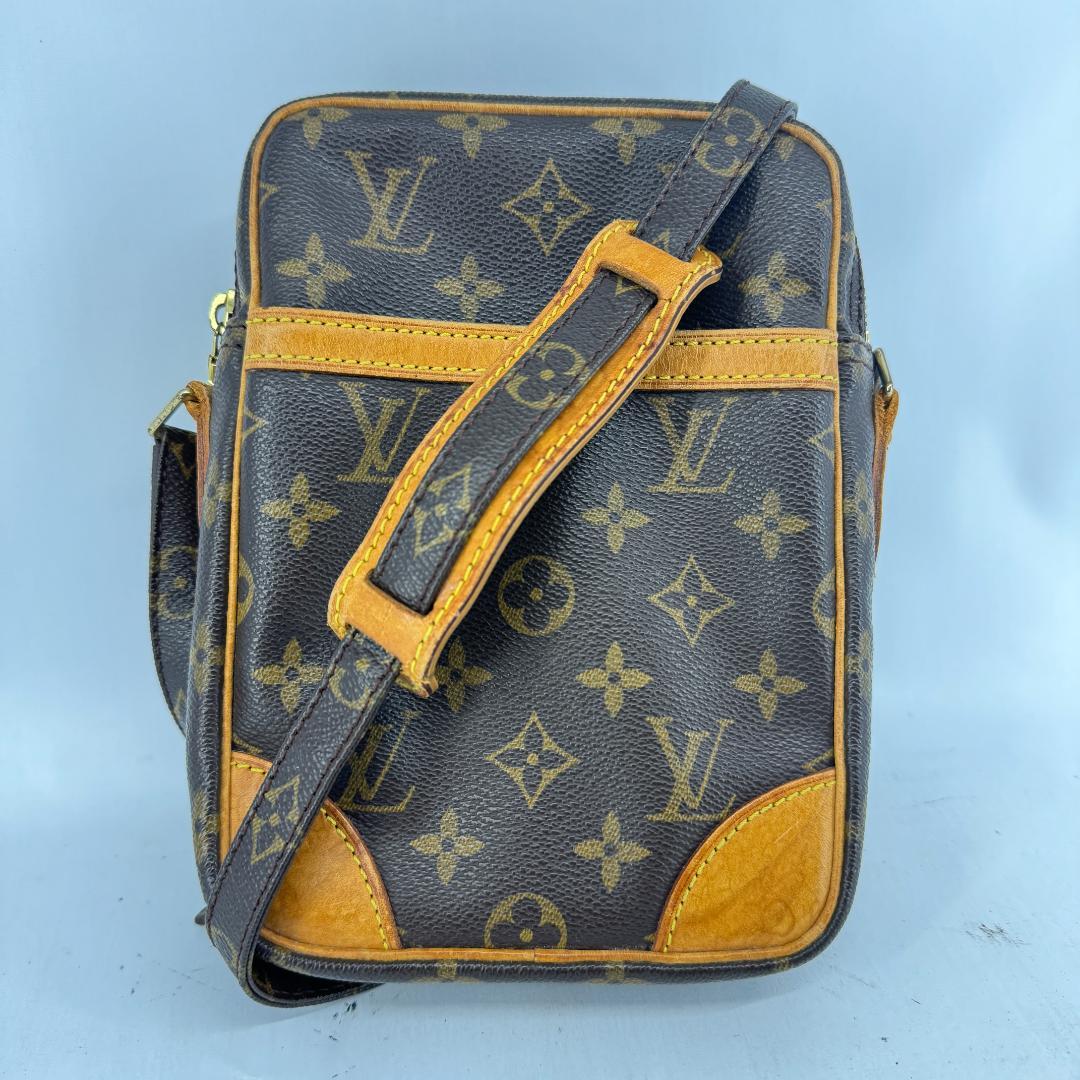 LOUIS VUITTON ショルダーバッグ M45266 モノグラムキャンバス LOUIS VUITTON（ルイ・ヴィトン） ダヌーブ モノグラム ショルダー
