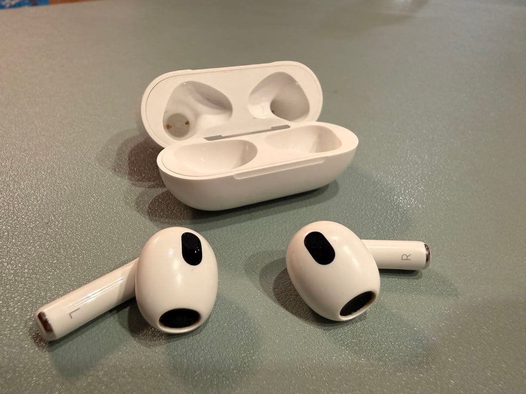 (美品) Airpods 第3世代　A2564 Apple AirPods 3RD GENERATION Replacement - LEFT SIDE ONLY A2564