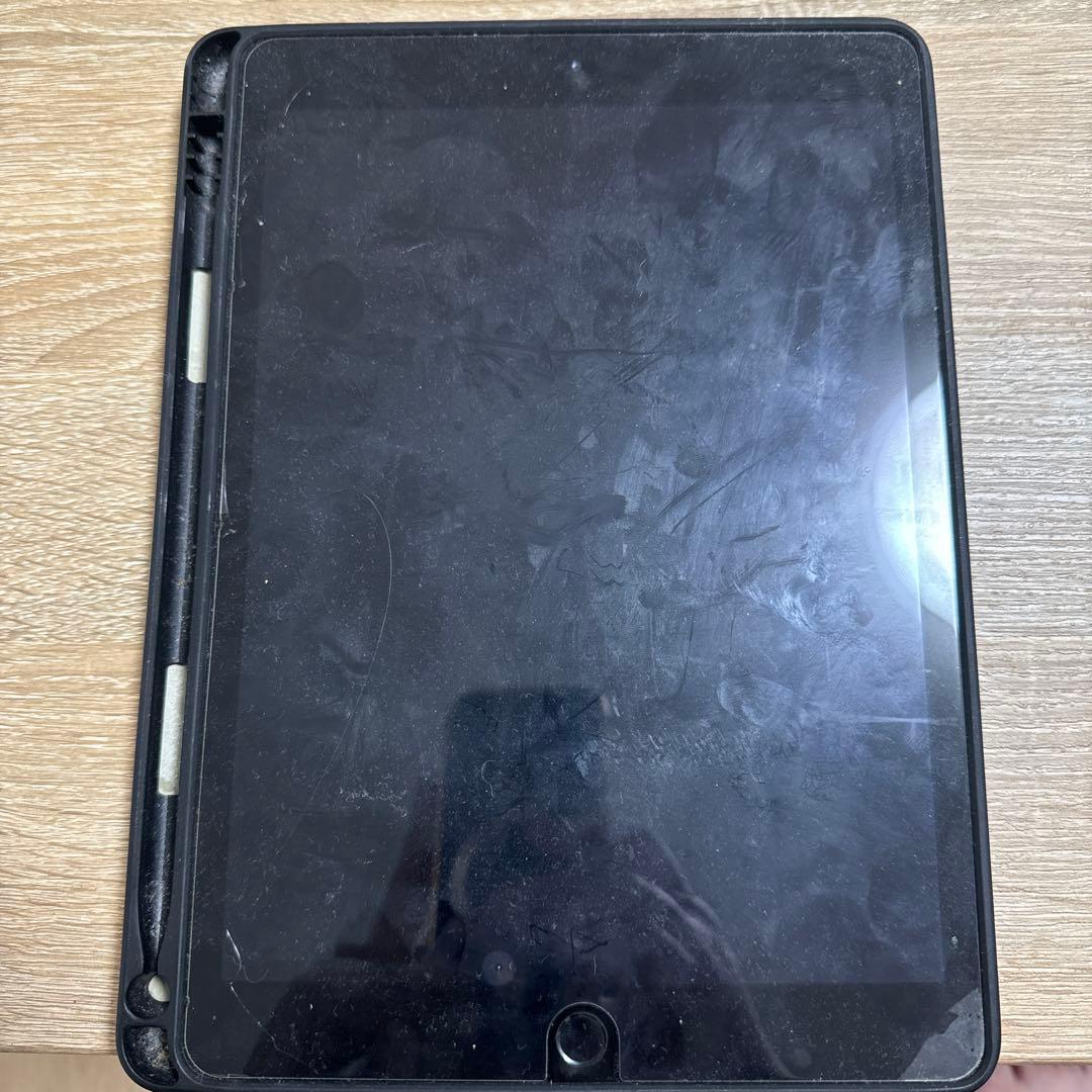 ま*め様 iPad第7世代 Apple iPad 9.7インチ Wi-Fiモデル 32GB MR7F2J/A [スペースグレイ