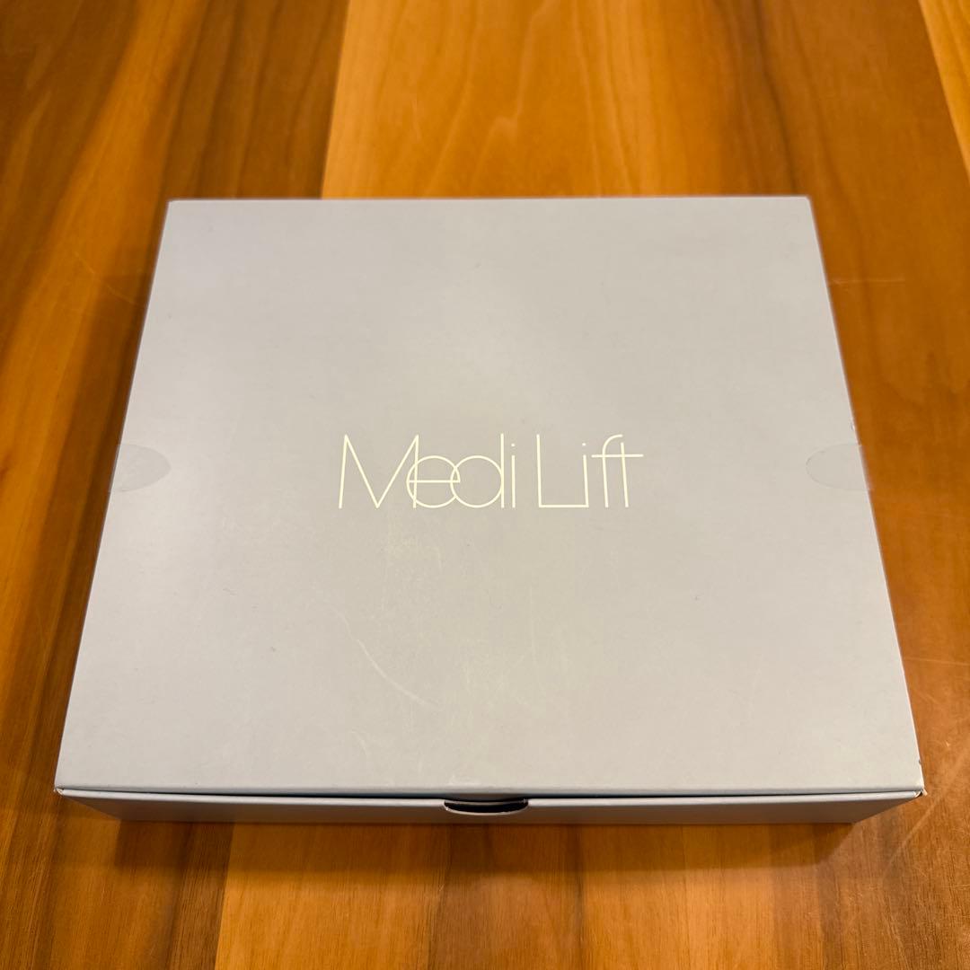 メディリフト　Medi Lift EP-148B 美容機器 3Dウェアラブル型EMS美顔器『メディリフト』｜MediLiftーメディリフト